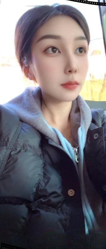 小个子窈窕女