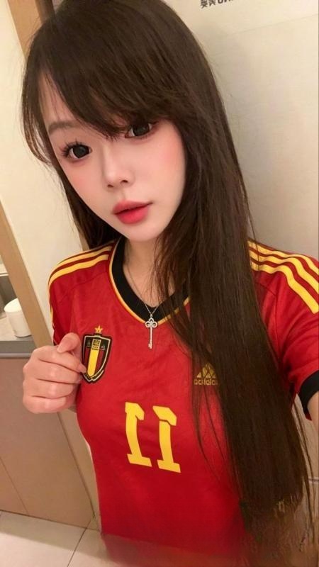 性感御姐鱼子酱
