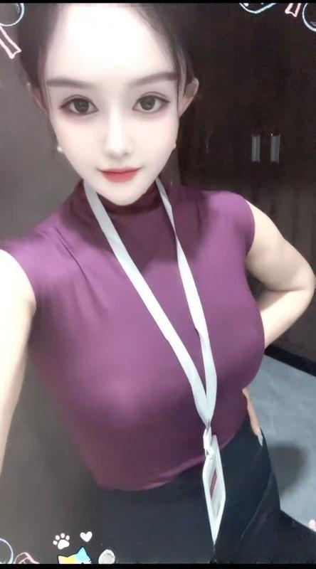 大胸御姐