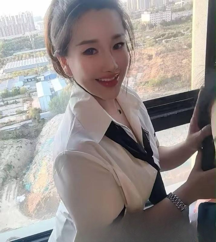 少妇与骚年